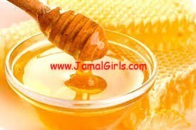 العسل لنضارة الوجه وتسمينه