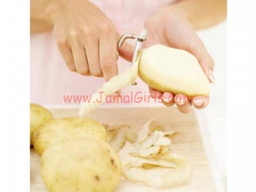 استخدمي البطاطا للعناية باليدين